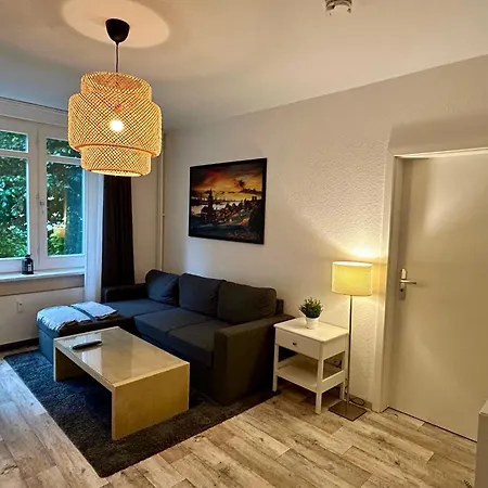 Gemuetliche Zentralgelegene 2 Zimmer Wohnung In Hamburg